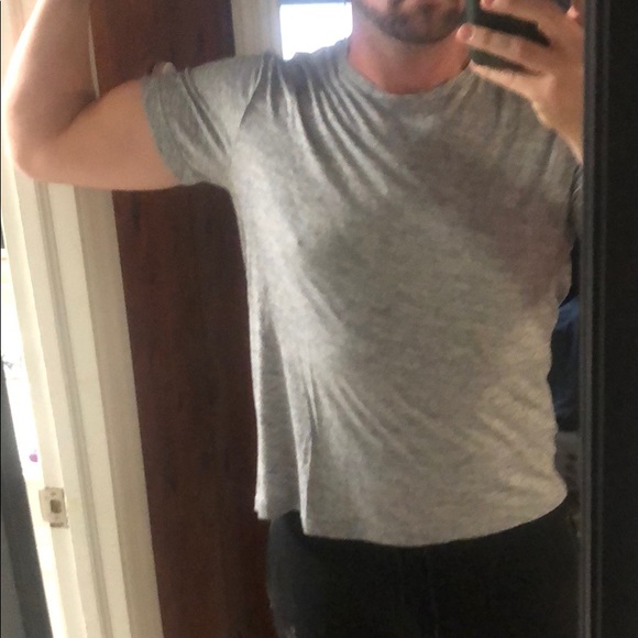 Men’s Large H&M T Shirt - Picture 4 of 6